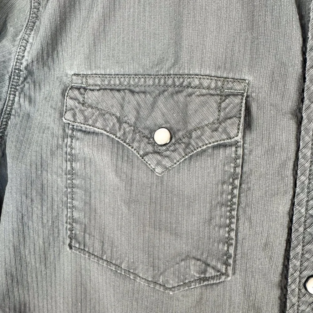 The North Face Shirt Mens Medium Gray Western‎ Snap Mountain Graphic Long Sleeve